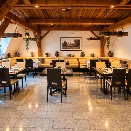 Am Schlosspark Hotel