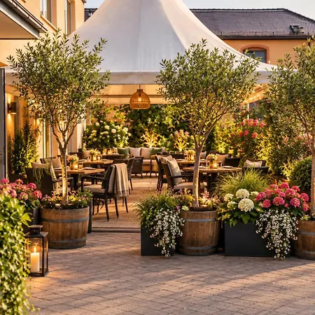 Hotel Am Schlosspark 4*