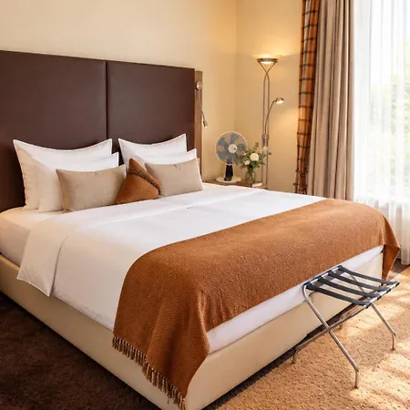 Am Schlosspark Hotel 4*